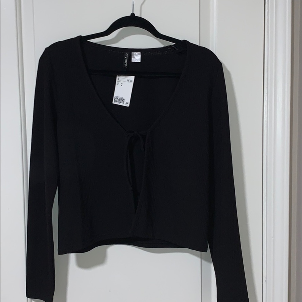 Black long sleeve shirt
